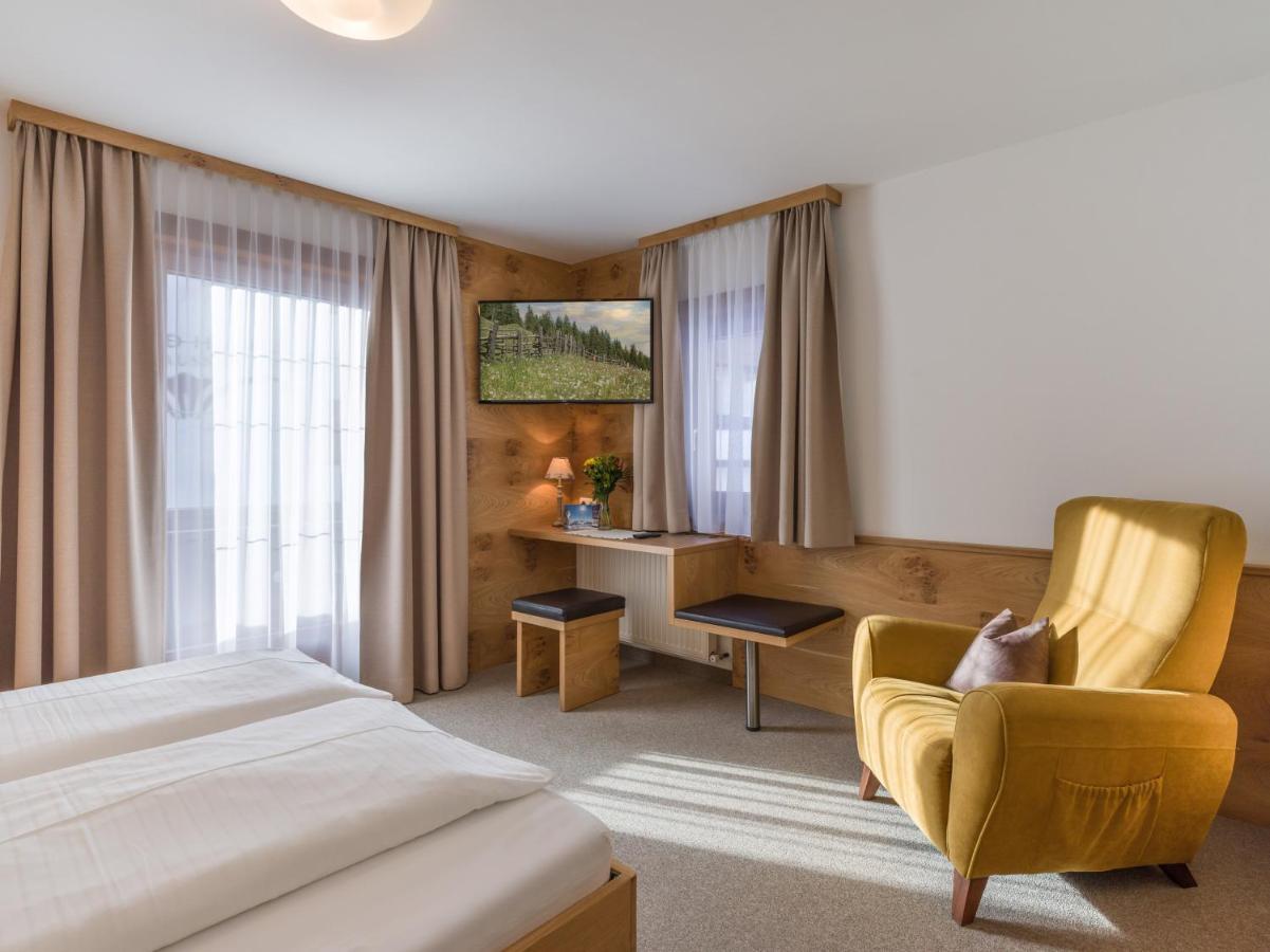 Hotel Koessler Tux Ngoại thất bức ảnh