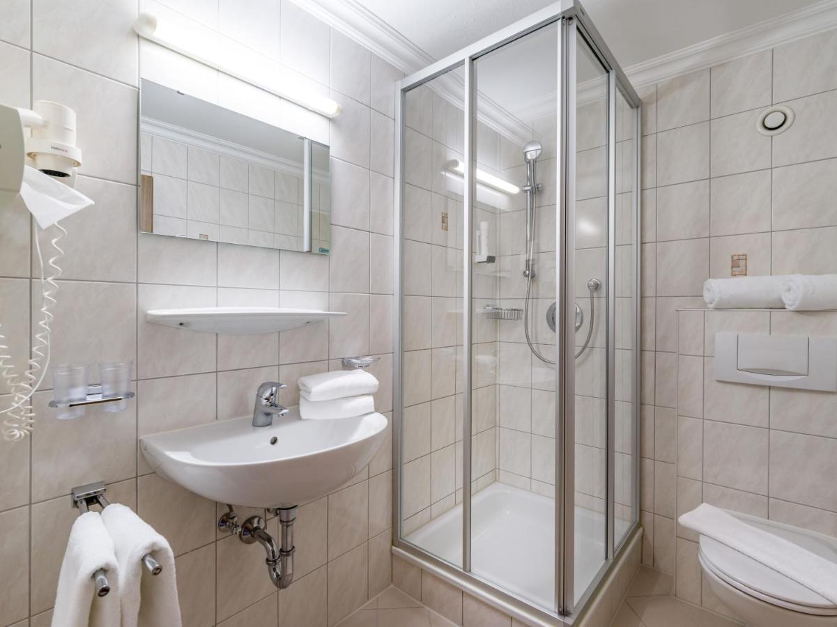 Hotel Koessler Tux Ngoại thất bức ảnh