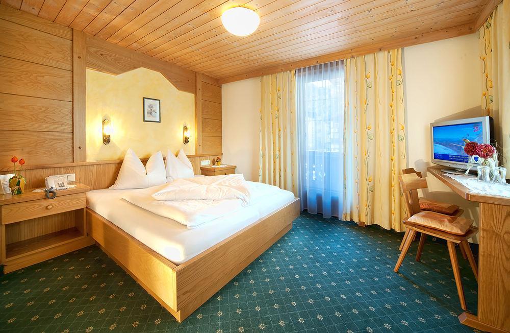 Hotel Koessler Tux Ngoại thất bức ảnh