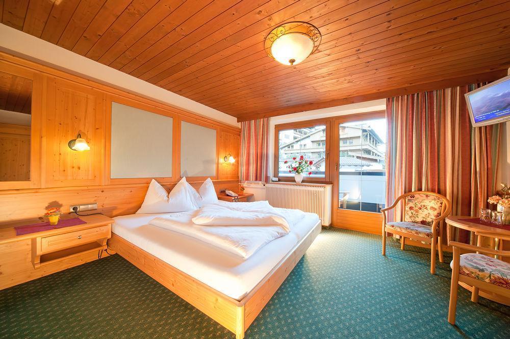 Hotel Koessler Tux Ngoại thất bức ảnh